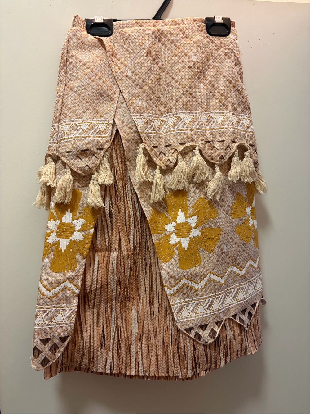 Disney Store Moana Girl Costume Skirt Size 7/8 Beige Tan Tassels